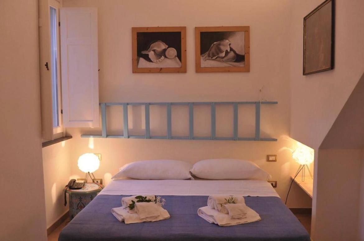 Hotel Villa Pimpina Carloforte  Ngoại thất bức ảnh