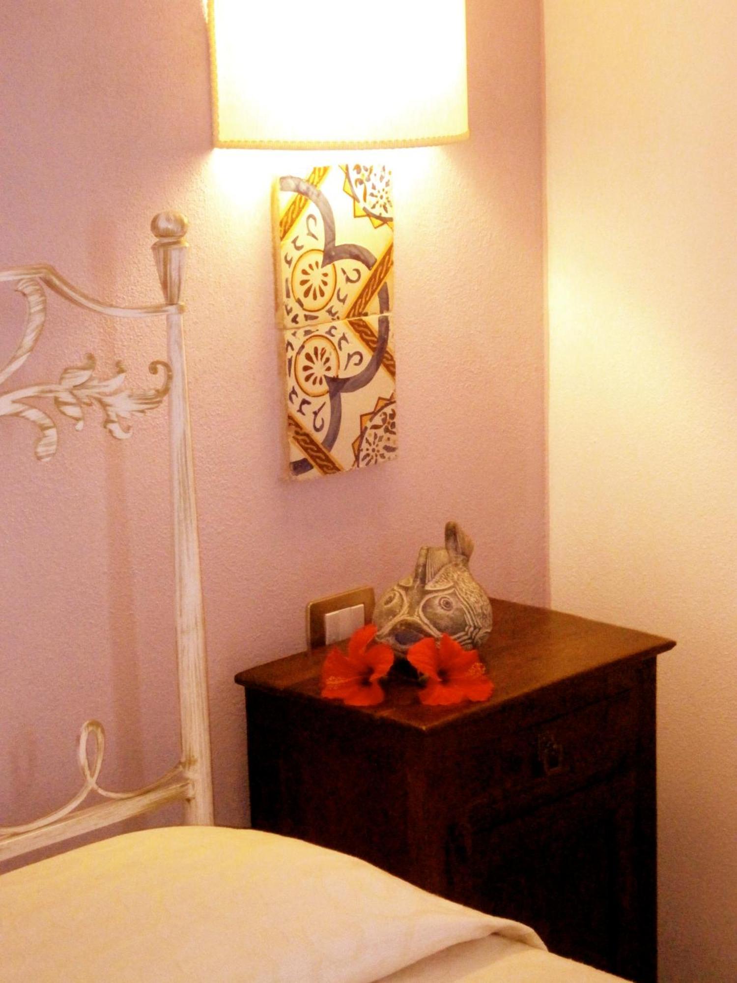 Hotel Villa Pimpina Carloforte  Ngoại thất bức ảnh