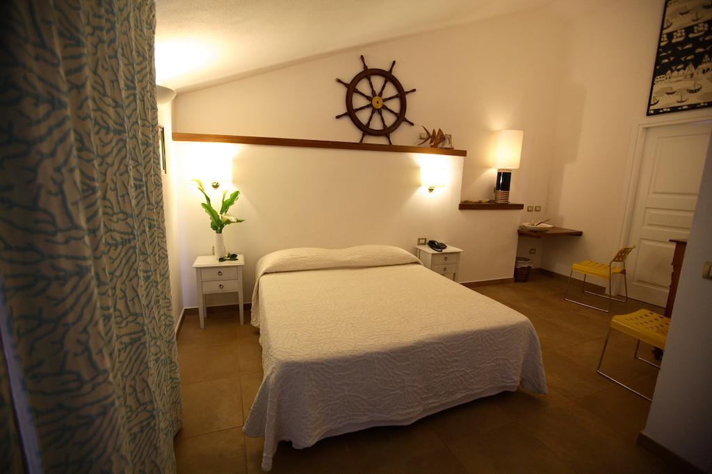 Hotel Villa Pimpina Carloforte  Ngoại thất bức ảnh